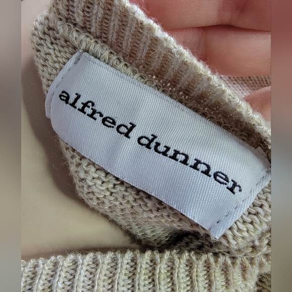 Vintage Alfred Dunner women's sweater with geometric design - Picture 5 of 5